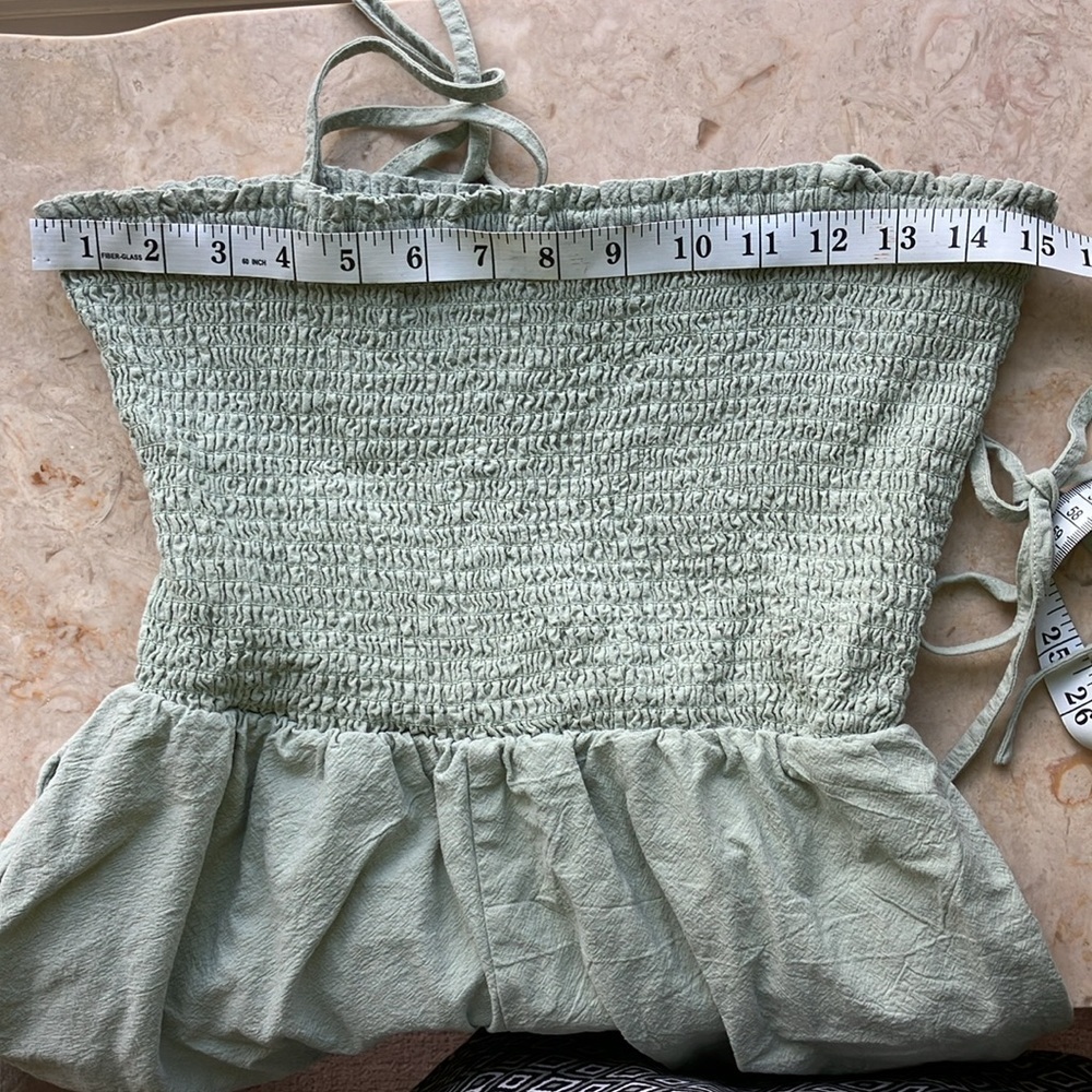 Molly Green Smocked Romper with Tie Straps & Pockets (Large) - Picture 6 of 8